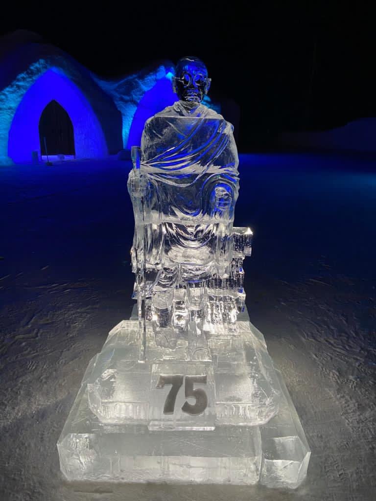 Canada's famed 'Hotel de Glace' pays tribute to Gandhi by installing his ice sculpture 2 The sculpture marks 75 years of India's independence
